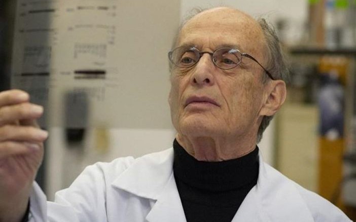 BUEN VIAJE AL DESCUBRIDOR DEL “BESO DE LA ALEGRÍA” NEURONAL