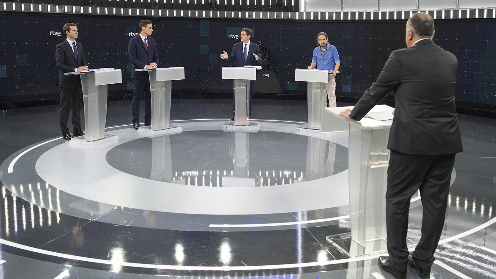 20190423 debate 3