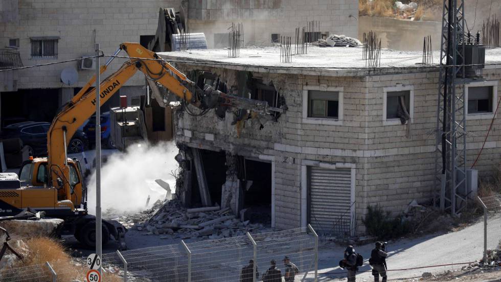 ISRAEL DEMUELE VIVIENDAS PALESTINAS Y ARRASA CON HERBICIDA A GAZA