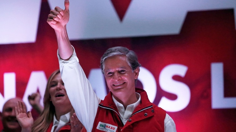 EL GOBERNADOR DEL ESTADO DE MÉXICO CORRUPTO