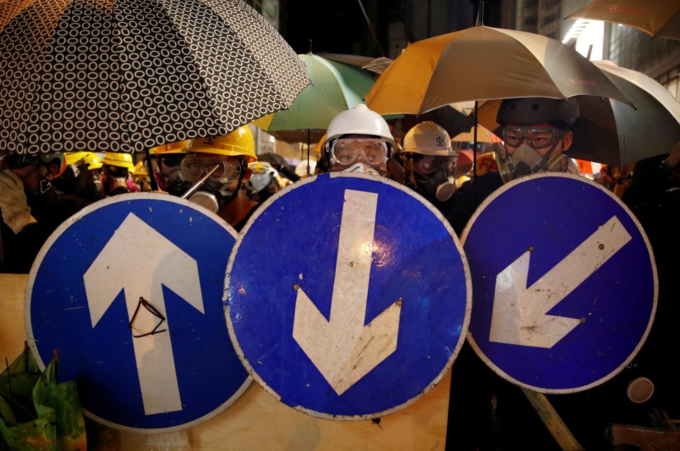 NUEVO DOMINGO VIOLENTO EN HONG KONG