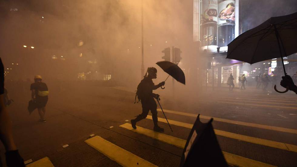 HONG KONG: SIGUE LA MANIPULACIÓN