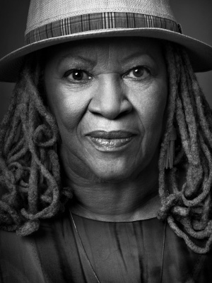BUEN VIAJE TONI MORRISON