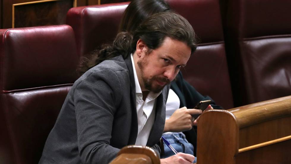 IGLESIAS PRETENDE COACCIONAR AL REY
