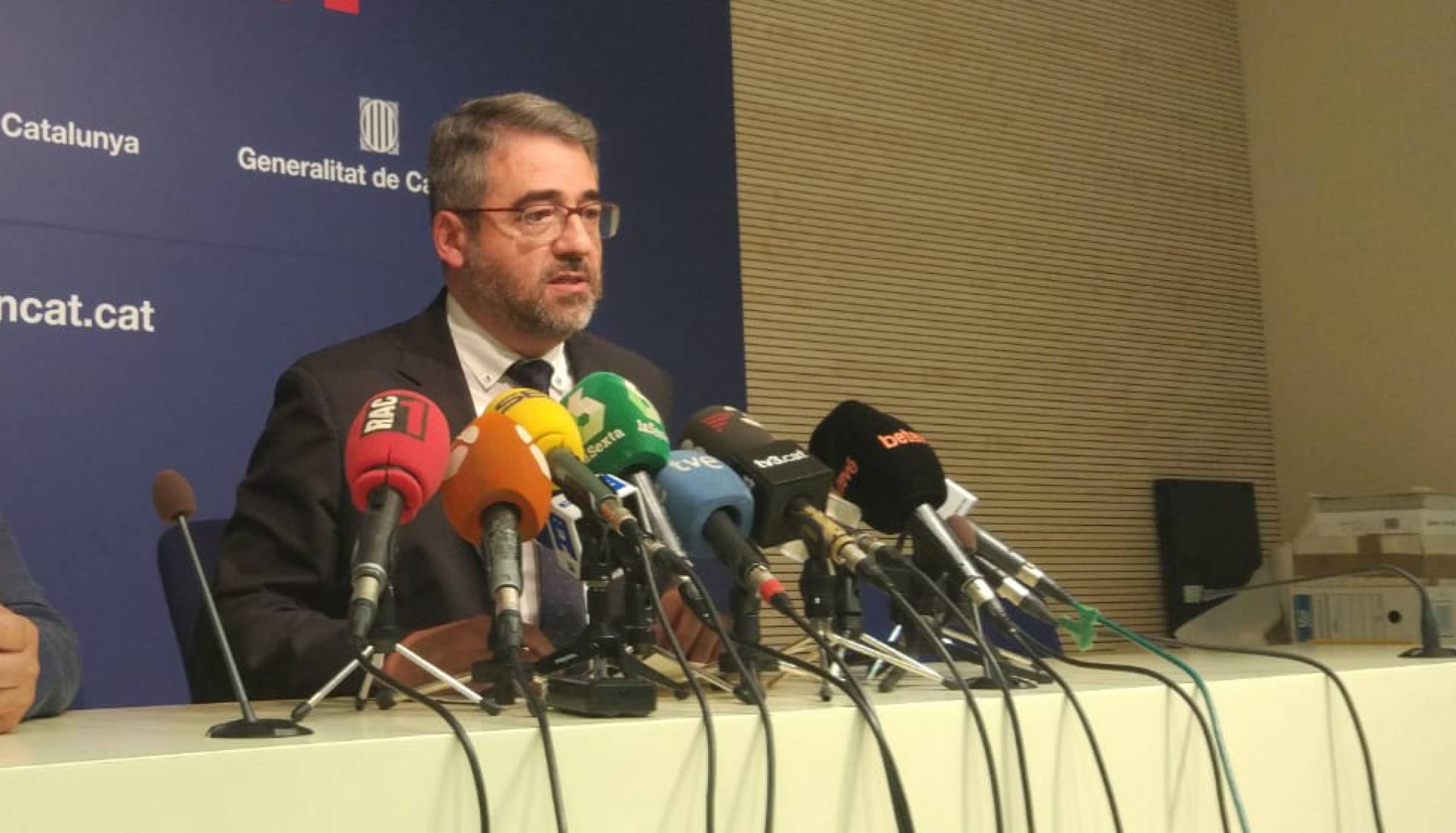 DIMITE EL DIRECTOR GENERAL DE LOS MOSSOS DÉSQUADRA: ¡QUE PUNTUAL!