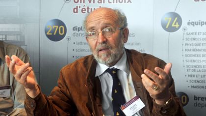 PREMIO NOBEL DE FISICA: “NO HAY SITIO PARA DIOS EN EL UNIVERSO”