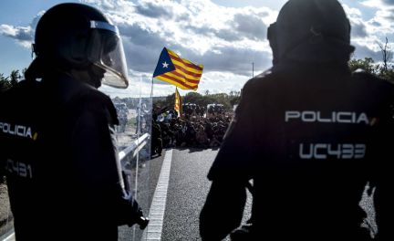 TSUNAMI CATALÁN: TODOS CONDENAN LA VIOLENCIA ¿Y QUIEN LA EJERCE?