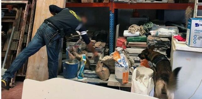 Cae senor puerto hombre Algeciras EDIIMA20191214 0076 20