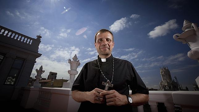 “A BUENAS HORAS MANGAS VERDES”: MUY TÍPICO DE LA IGLESIA