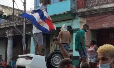Impresionantes fotos de las protestas en Cuba 400x240