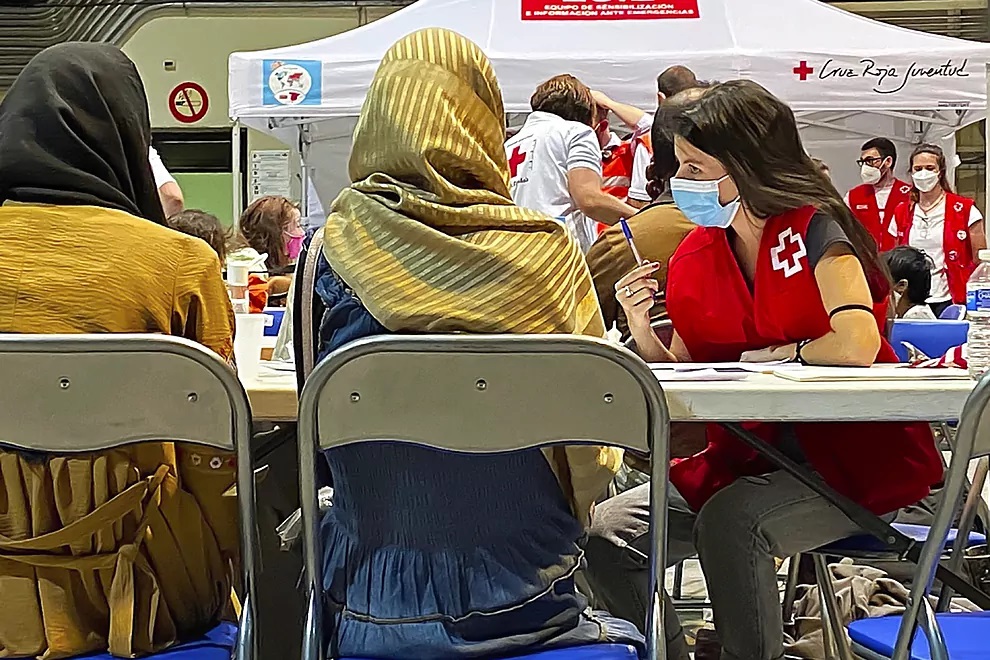 JUEGOS PARA LOS NIÑOS DE AFGANISTÁN, ¿Y PARA LOS QUE ESTÁN EN CEUTA?