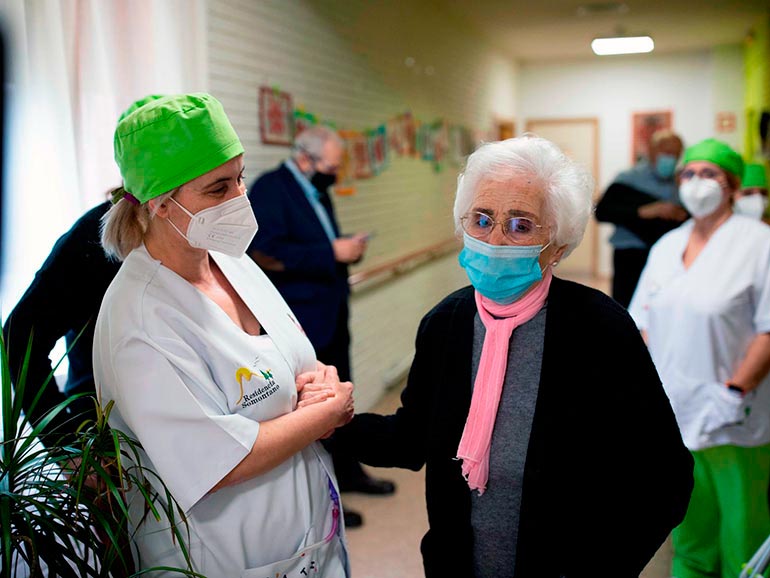 los no vacunados tendran prohibida la visita a los mayores en residencias residencias vacunas covid