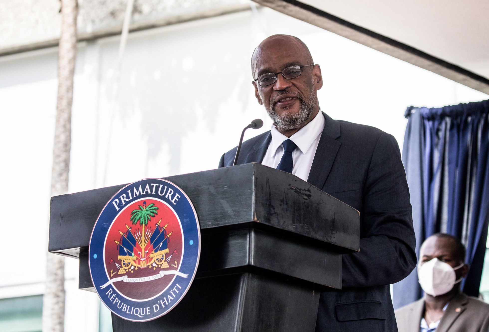 EN HAITI PASAN COSAS COMO EN ESPAÑA