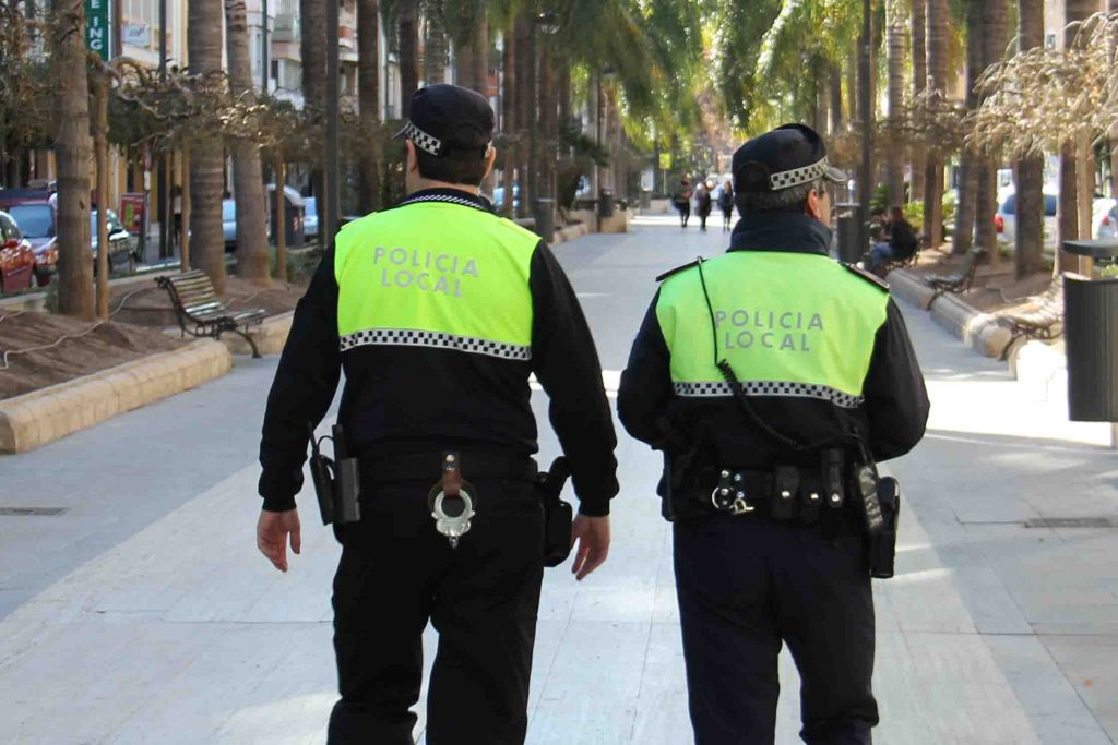 Policias 1024x683