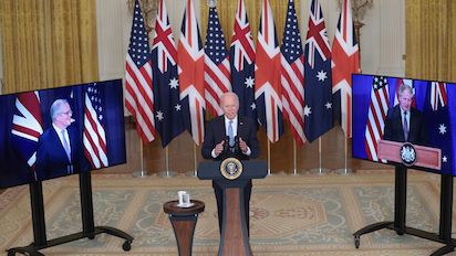 AUSTRALIA, UK Y EEUU SE ALIAN A ESPALDAS DE FRANCIA: MACRON SE ENFADA