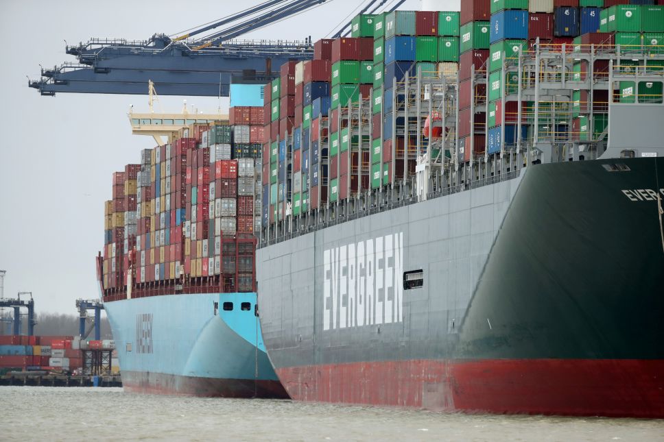 NO HAY CAMIONEROS PARA TANTA MERCANCÍA