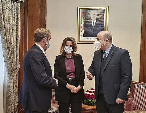 ESPAÑA-ARGELIA… Y EN MEDIO MARRUECOS, NOS QUEDAMOS SIN GAS