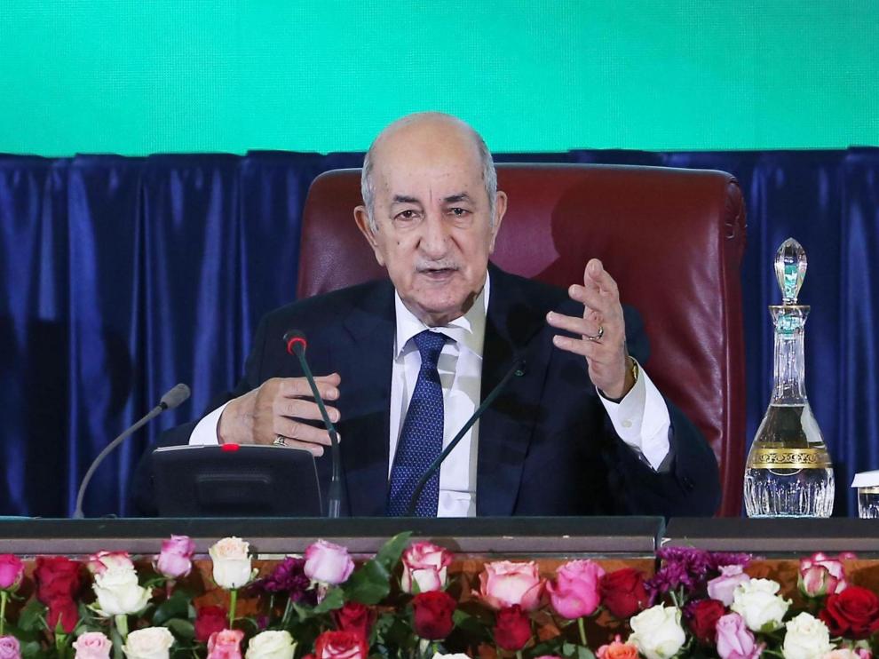 abdelmayid tebune presidente de argelia.r d.2258 1549 2395