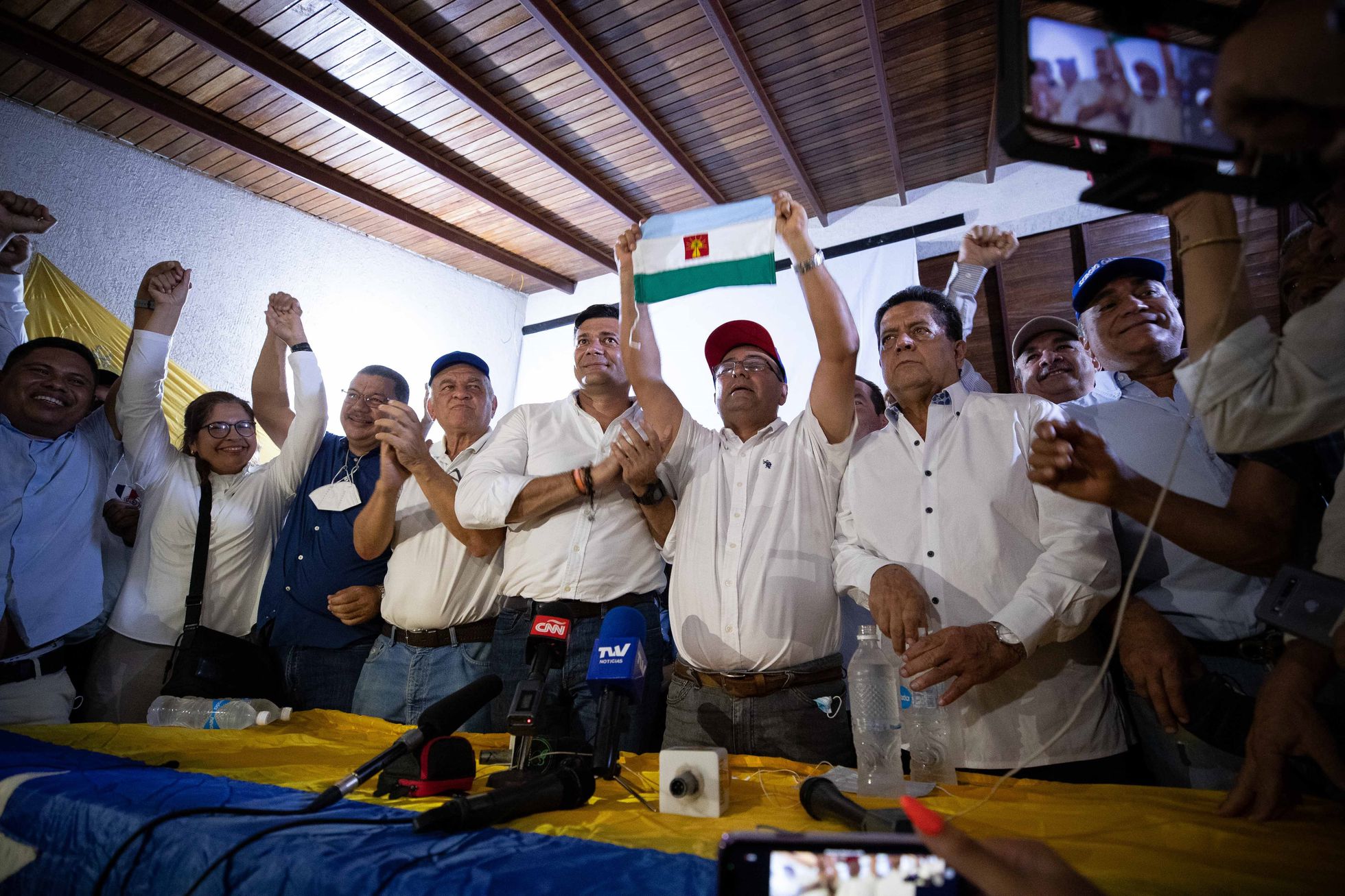 BUENA NOTICIA: LA OPOSICIÓN TRIUNFA EN EL FEUDO DE CHÁVEZ