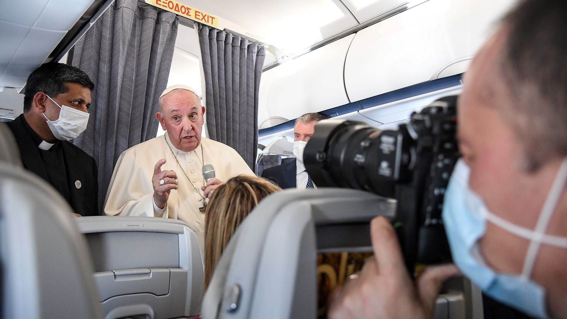 ¡Ay! PAPA FRANCISCO: ¿PERO NO NOS HAN MORTIFICADO CON LA CARNE?