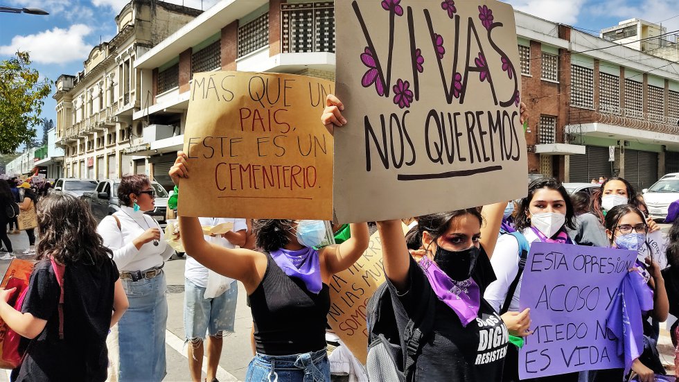 VIOLENCIA MACHISTA EXTREMA CONTRA LA MUJER EN CENTROAMÉRICA
