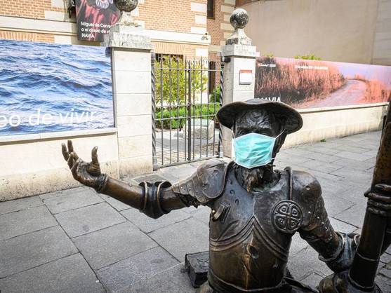 CASTILLA- LA MANCHA SIN MASCARILLAS EN EXTERIORES ¿SE PODRÁ FUMAR?