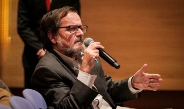joan Vaila