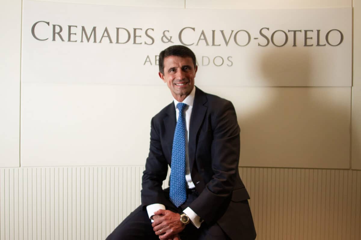CALVO SOTELO Y CREMADES ¿INDEPENDIENTES DE LA IGLESIA?