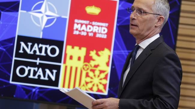ESTUPOR EUROPEO POR LA DIVISIÓN EN EL GOBIERNO ESPAÑOL ANTE LA OTAN