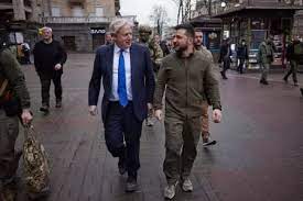 JOHNSON EN KIEV: ESTO ES UN “IR Y VENIR”…