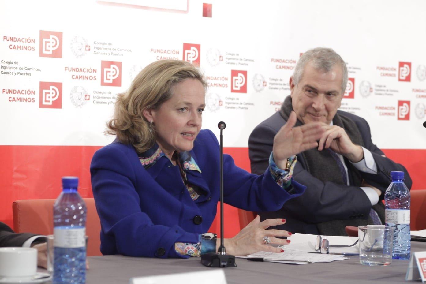 nadia calvino en el desayuno informativo del colegio de ingenieros de caminos