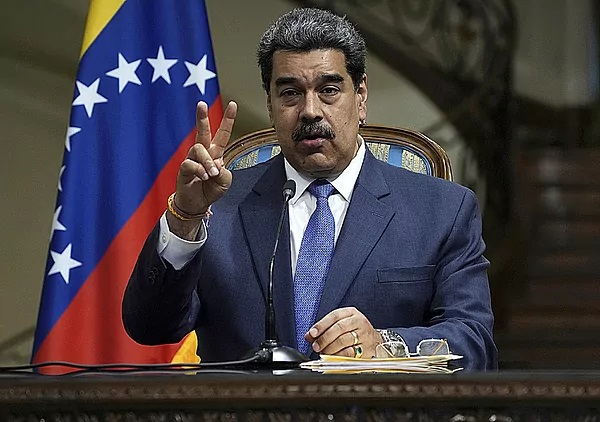 MADURO DECIDE CREAR PARAÍSOS FISCALES EN VENEZUELA