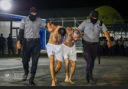 EL PODER DE LA HUMILLACIÓN EN EL SALVADOR
