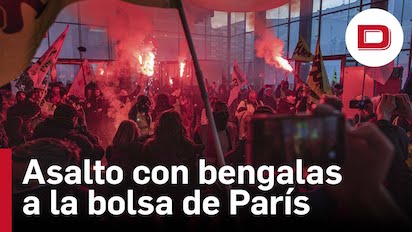 CANTOS Y BENGALAS CONTRA MACRON Y SU LEY