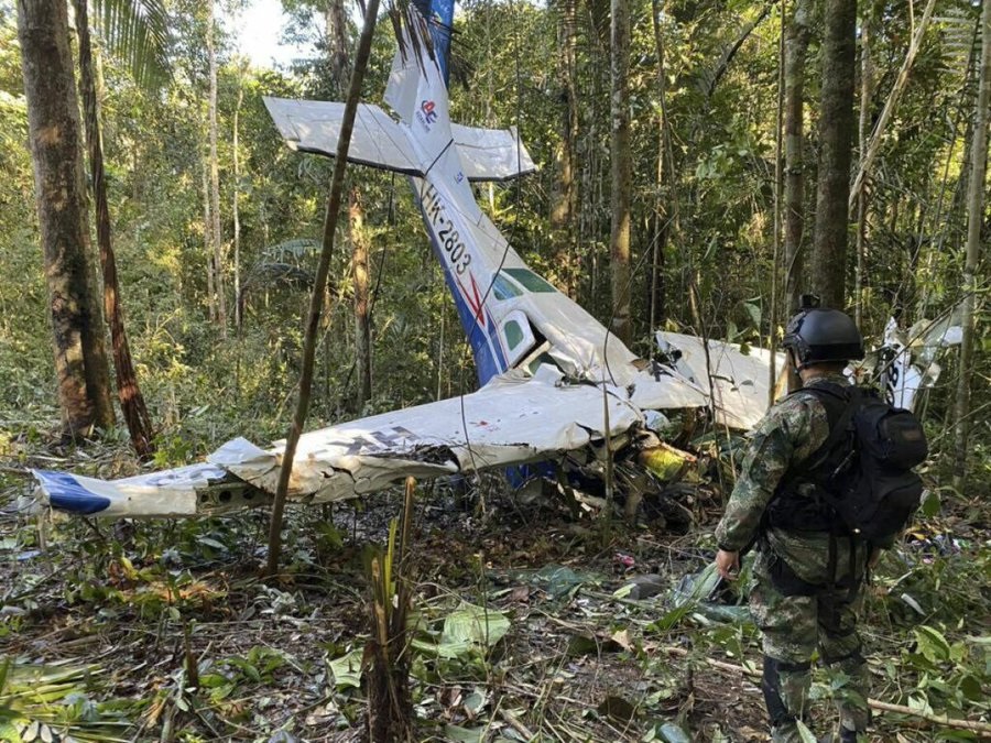 COLOMBIA: CONTINÚA LA BÚSQUEDA DE LOS NIÑOS DESAPARECIDOS TRAS CAER UNA AVIONETA