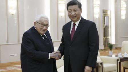 KISSINGER EN CHINA: UNA ESPERANZA DE DIÁLOGO