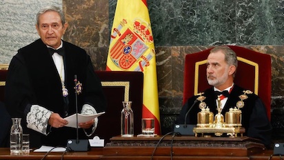 JUSTICIA EN ESPAÑA: DESOLADORA. Y EL REY MIRANDO
