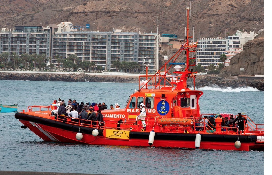 CRISIS MIGRATORIA: TRASLADO DE MIGRANTES DESDE LA ISLA DE HIERRO A TENERIFE