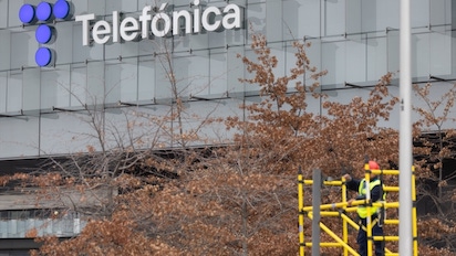 TELEFONICA: ANTES ERA COMO SER FUNCIONARIO. Y AHORA….