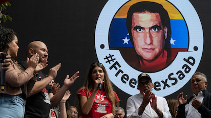 EEUU SUELTA A SAAB… A BUEN PRECIO