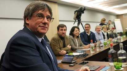 GOBIERNO SECRETO DE ESPAÑA: SE REUNEN EN SECRETO EN GINEBRA