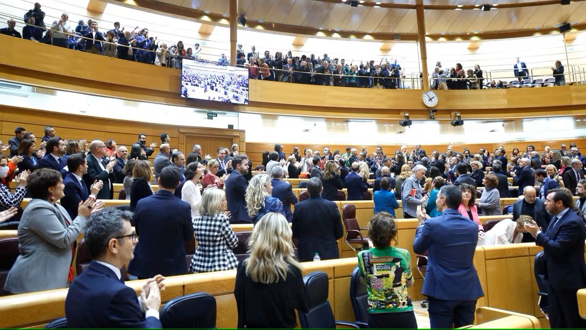 SE ELIMINA EL TÉRMINO “DISMINUIDOS” DE LA CONSTITUCIÓN ESPAÑOLA