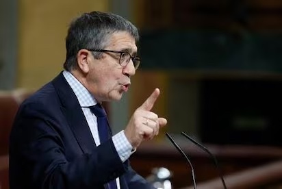 SEGUIMOS A VUELTAS CON LA PIÑATA DE SÁNCHEZ