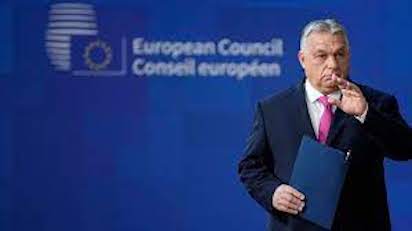 ORBAN SIGUE CEDIENDO A CAMBIO DE QUE LE DEN ALGO