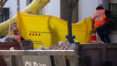 BADALONA: EL EDIFICIO QUE SE CAYÓ TENÍA LA INSPECCIÓN PASADA