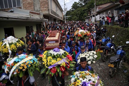 COLOMBIA CONVIVENCIA MORTAL: COCA, NARCOTRAFICO Y GRUPOS ARMADOS