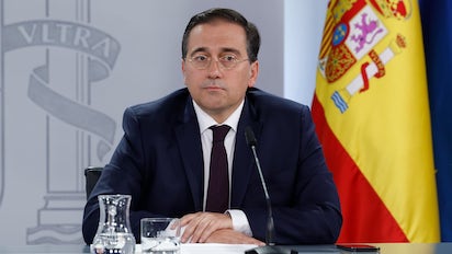 CULEBRÓN MILEI-SANCHEZ: DA LA SENSACIÓN QUE ESPAÑA NO SABE QUÉ HACER