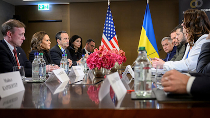 UCRANIA: REUNIÓN DE PAZ ¿O REUNION DE CAPTACION DE DINERO?