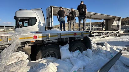 ayuda humanitaaria tiran