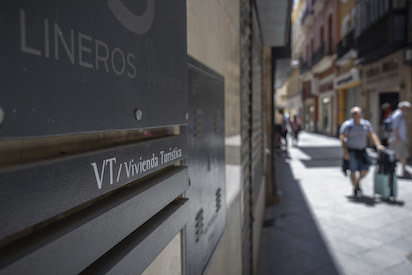 SEVILLA CONTRA LOS PISOS TURISTICOS “ILEGALES”